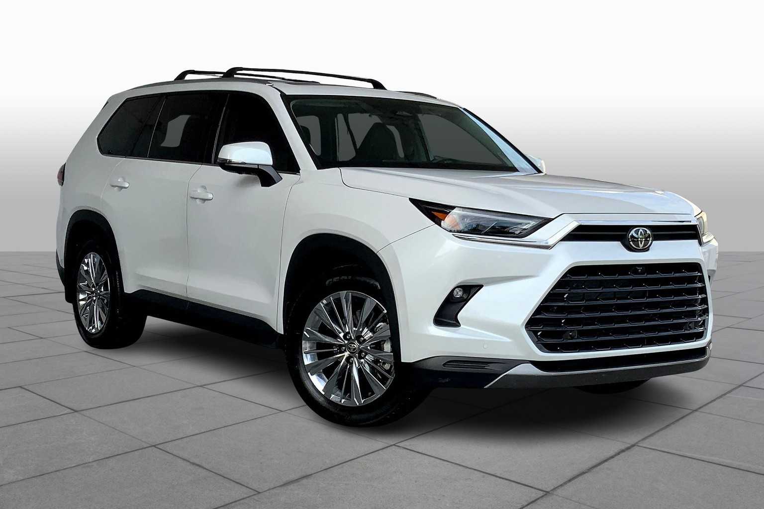 2024 Toyota Grand Highlander Platinum photo 2