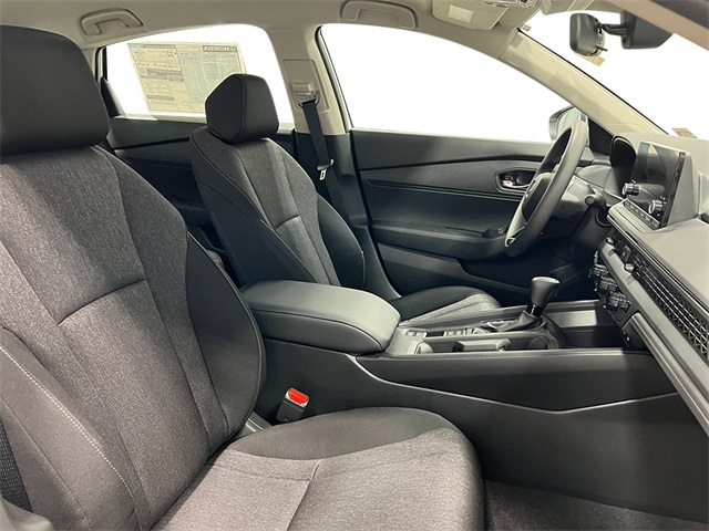 2025 Honda Accord LX photo 26