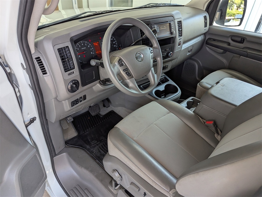 2019 Nissan NV3500 photo 8
