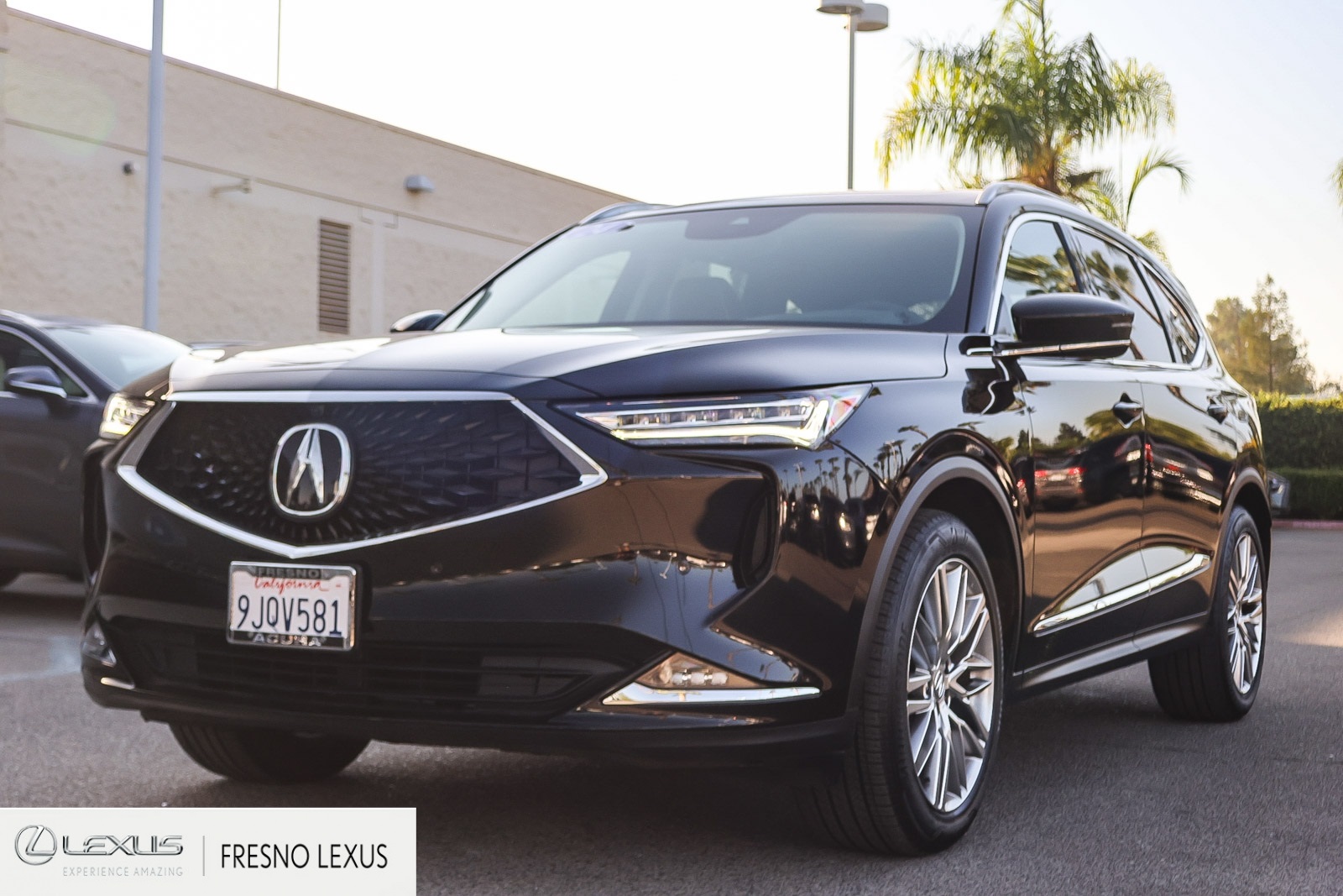 2024 Acura MDX SH-AWD Advance photo 3