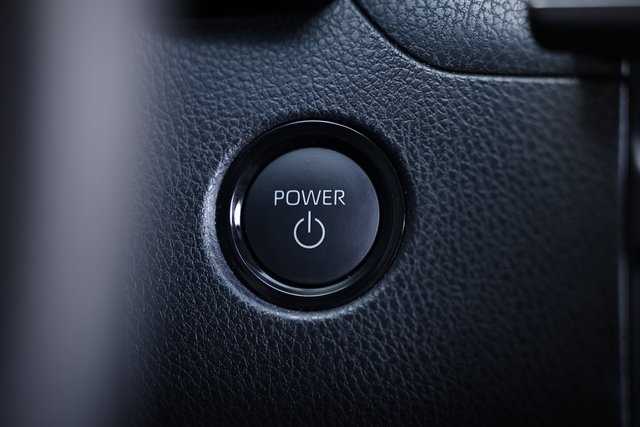 2025 Toyota Camry SE photo 34