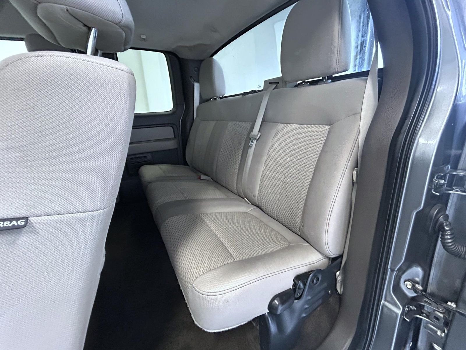 2010 Ford F-150 XLT photo 19