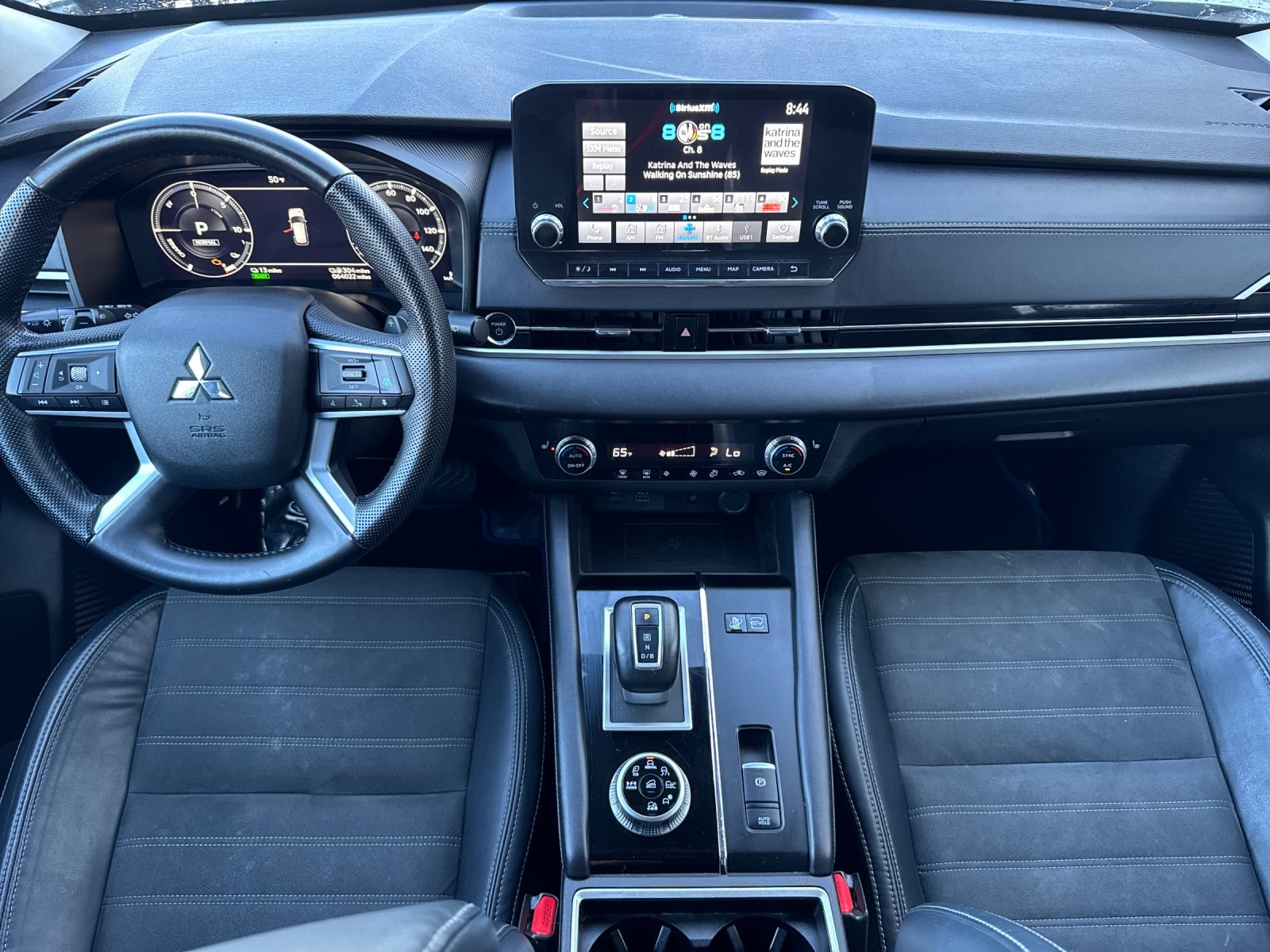 2023 Mitsubishi Outlander PHEV SE photo 12