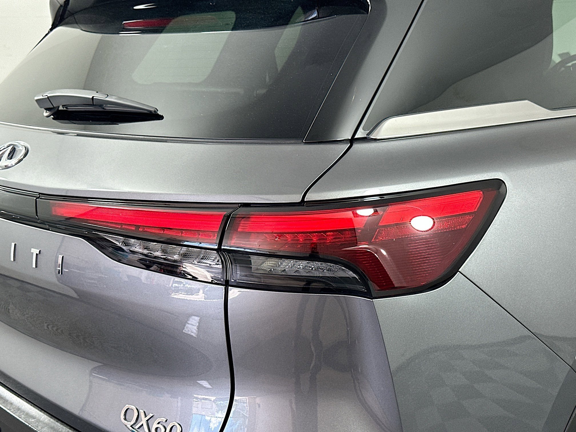 2022 Infiniti QX60 Pure photo 24