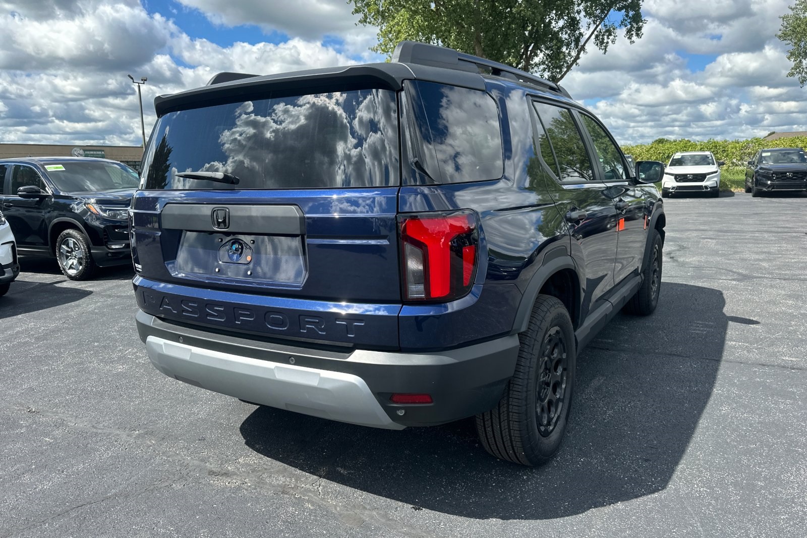 2026 Honda Passport photo 4