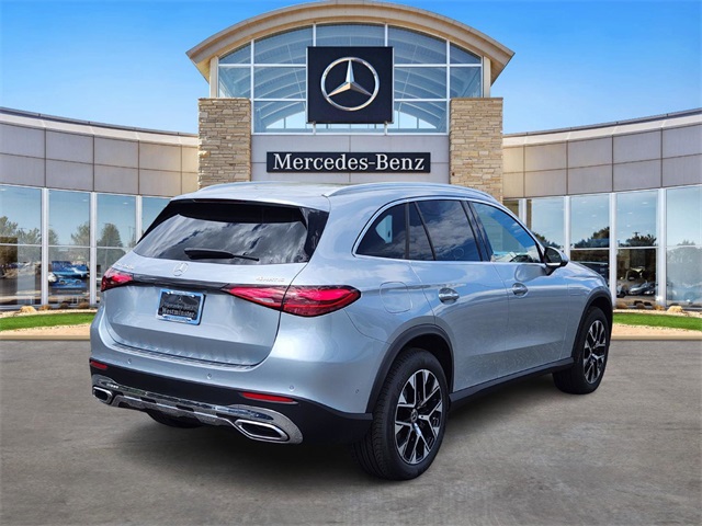 2026 Mercedes Benz GLC 350e 4MATIC photo 3