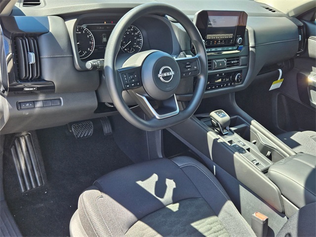 2025 Nissan Pathfinder S photo 4