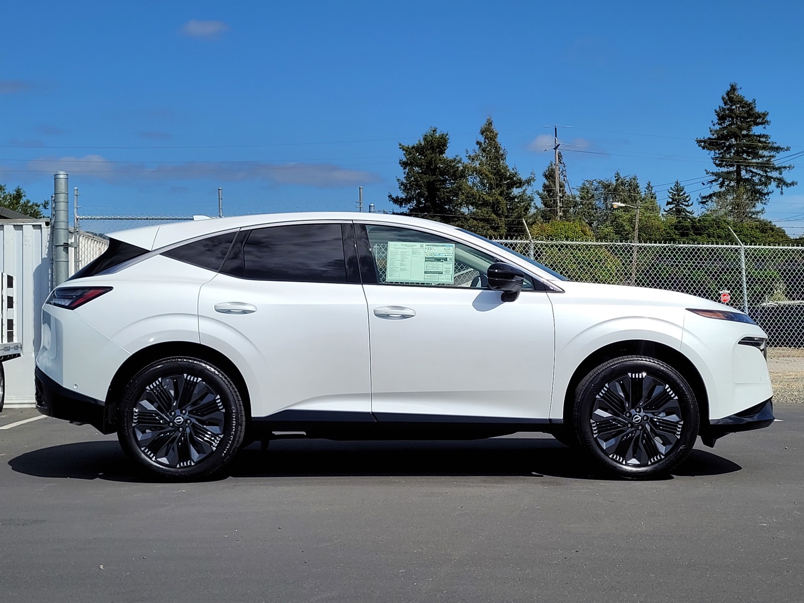 2025 Nissan Murano Platinum photo 4