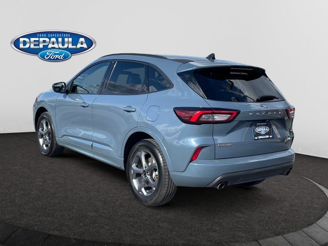 2023 Ford Escape ST-Line photo 3