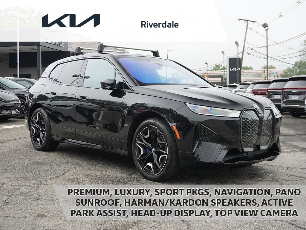 2024 BMW iX Base's photo