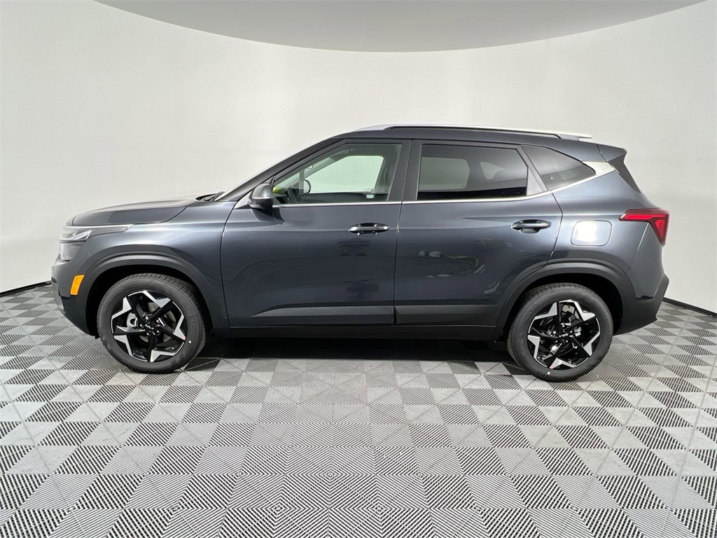 2026 Kia Seltos EX photo 5