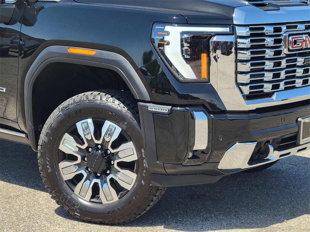 2025 Gmc Sierra 2500 HD Denali photo 3