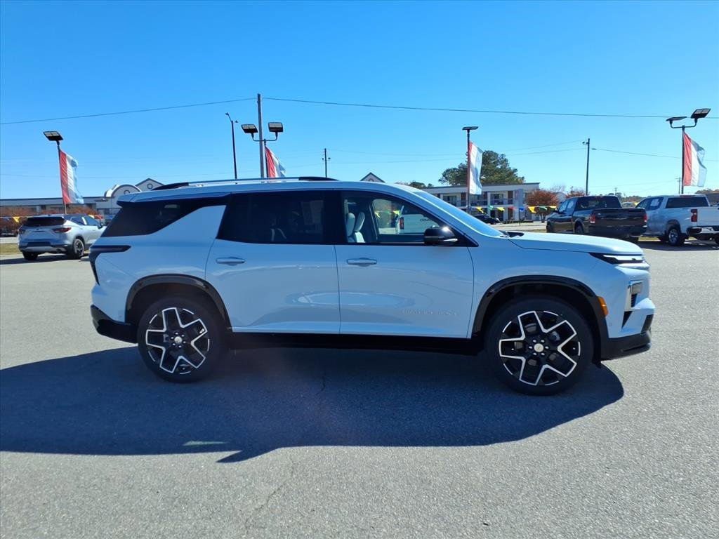 2026 Chevrolet Traverse High Country photo 4