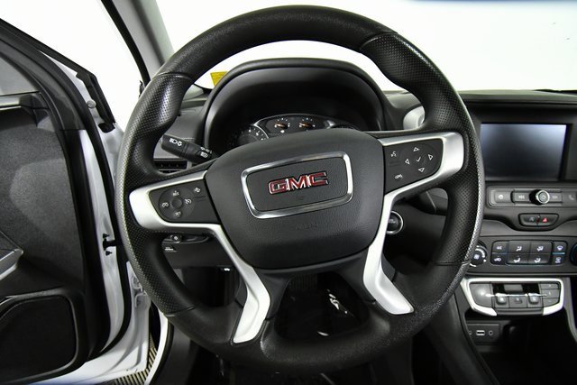 2024 Gmc Terrain SLE photo 2