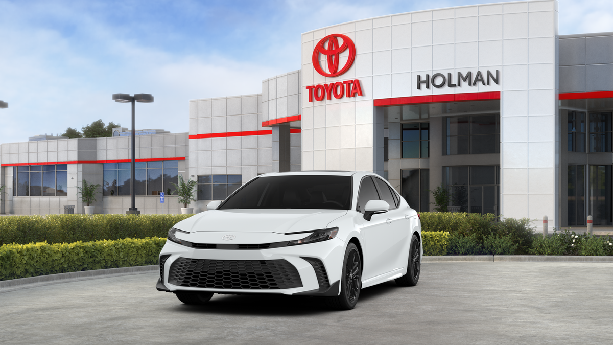 2025 Toyota Camry SE photo 17