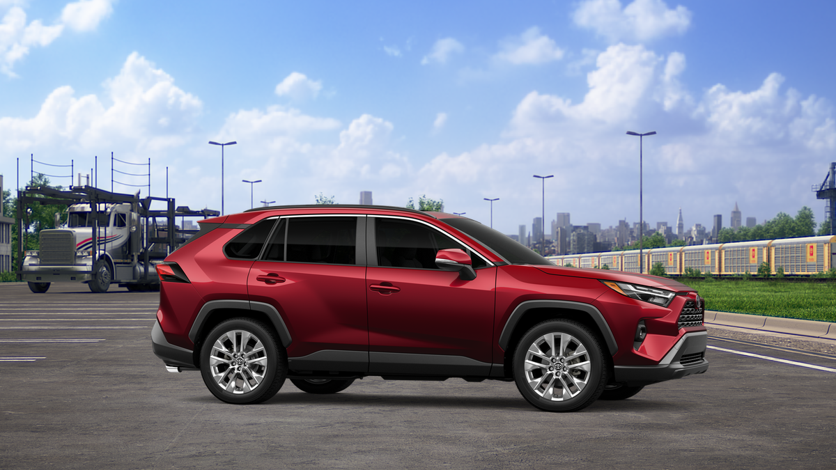 2025 Toyota RAV4 XLE Premium photo 13