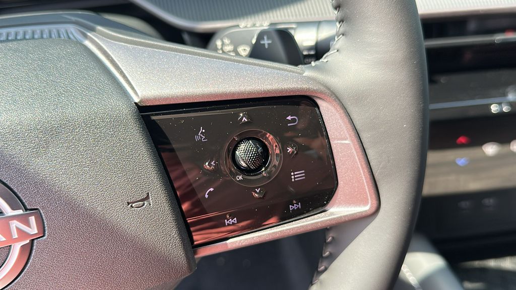 2025 Nissan Murano SV photo 14