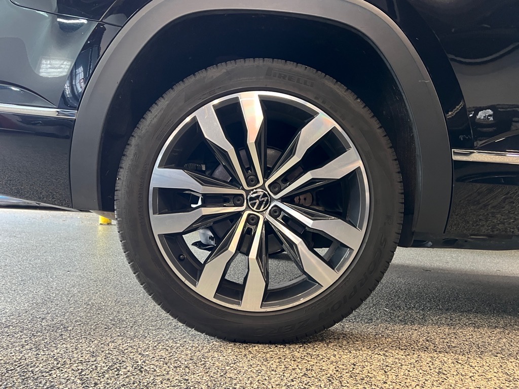 2022 Volkswagen Atlas V6 SEL Premium R-Line photo 27