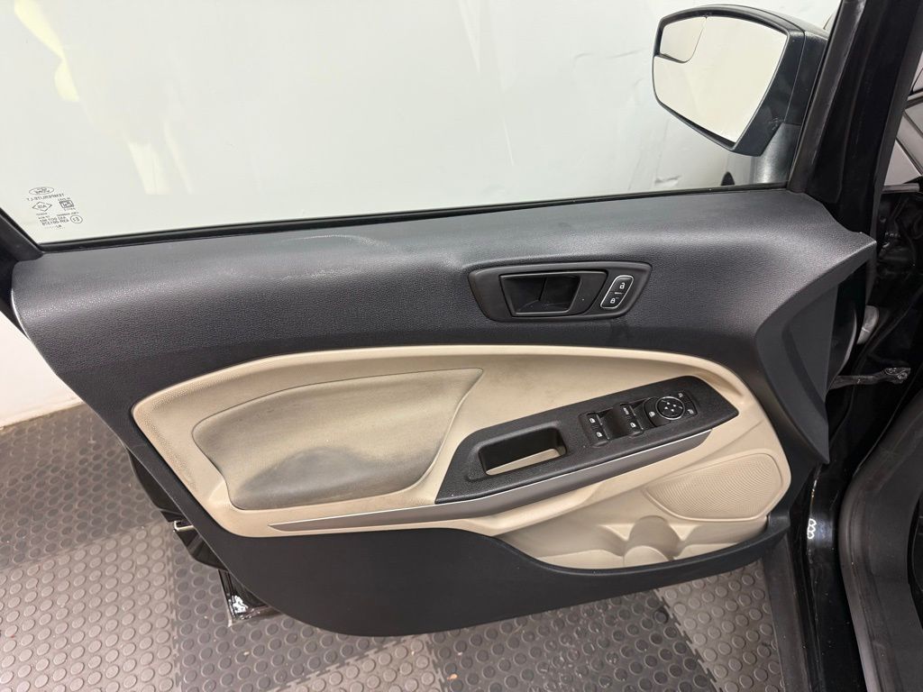 2020 Ford EcoSport S photo 14