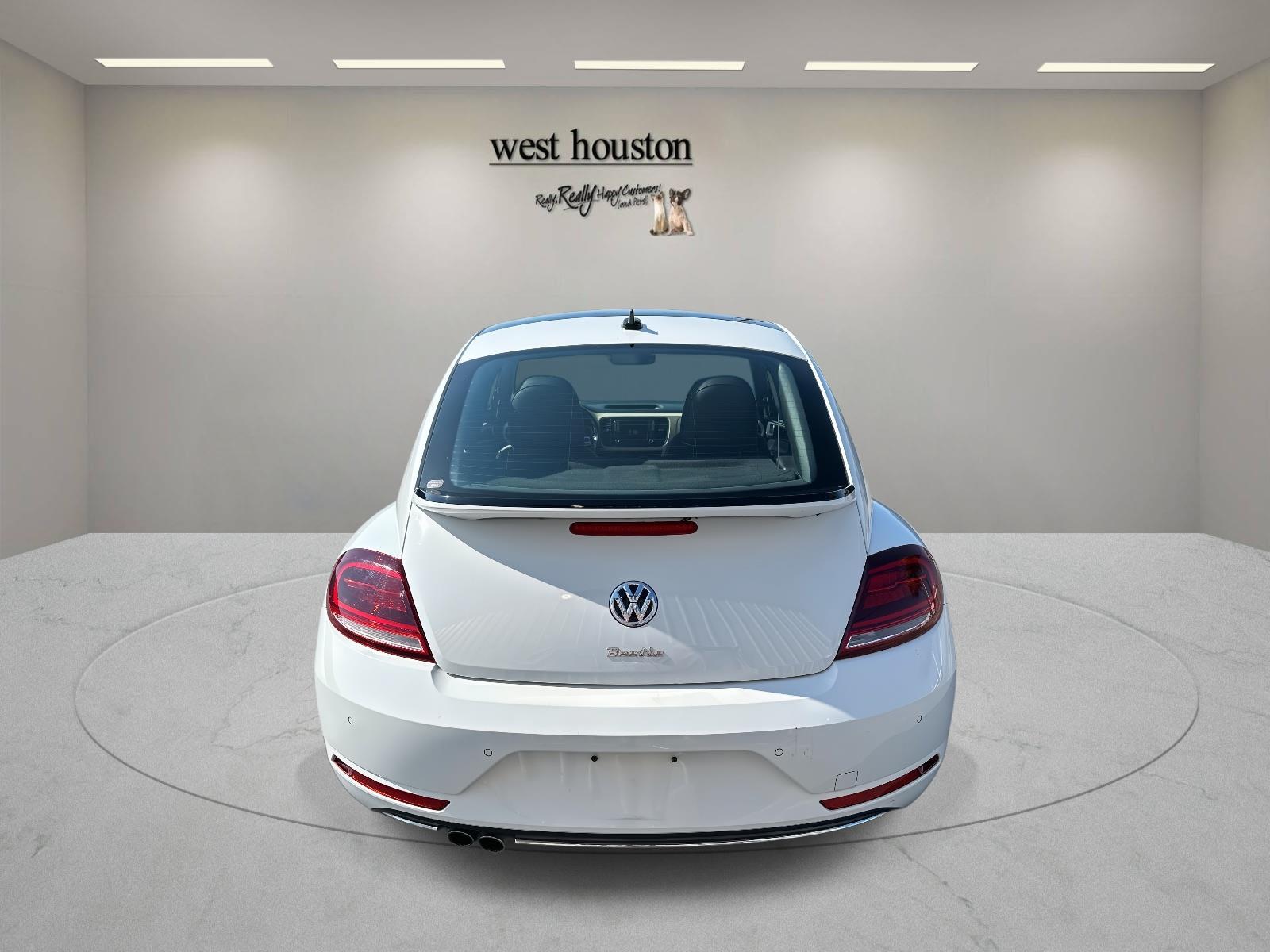2019 Volkswagen Beetle Final Edition SE photo 5