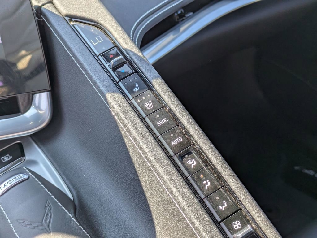 2023 Chevrolet Corvette Stingray 2LT photo 22