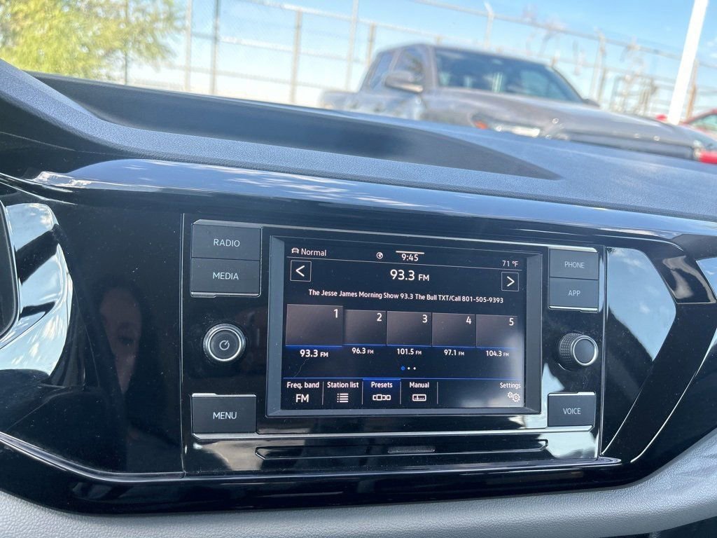 2023 Volkswagen Taos S photo 22