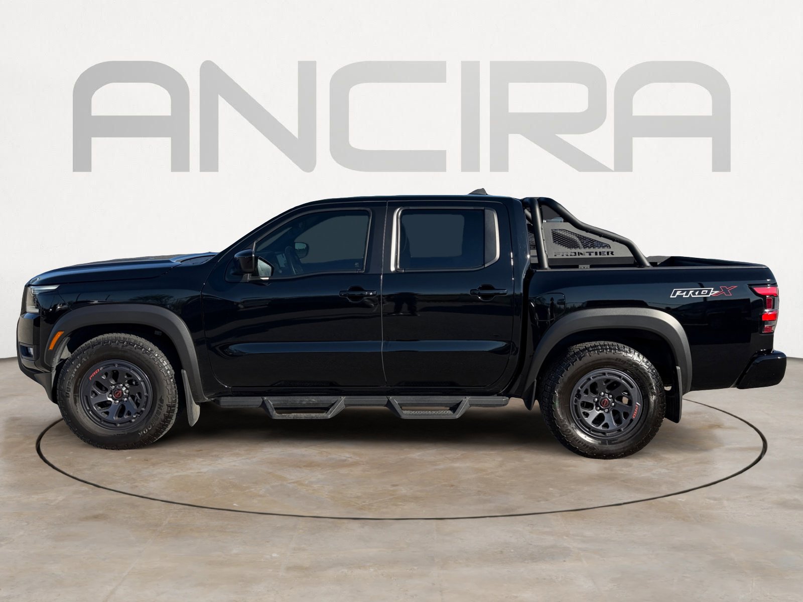 2025 Nissan Frontier PRO-X photo 2