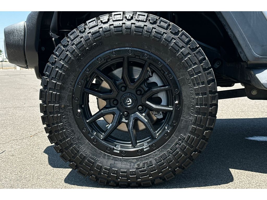 2019 Jeep Wrangler Sport S photo 10