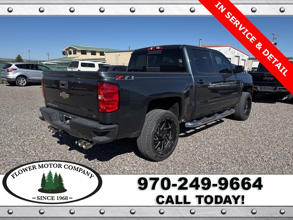 2018 Chevrolet Silverado 1500 LT photo 3