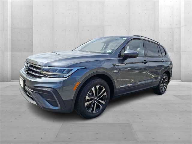 2023 Volkswagen Tiguan S photo 3
