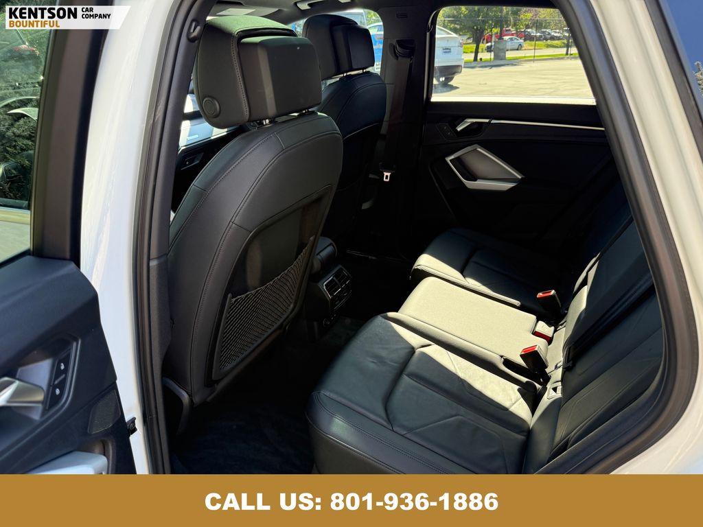 2025 Audi Q3 S line Premium photo 32