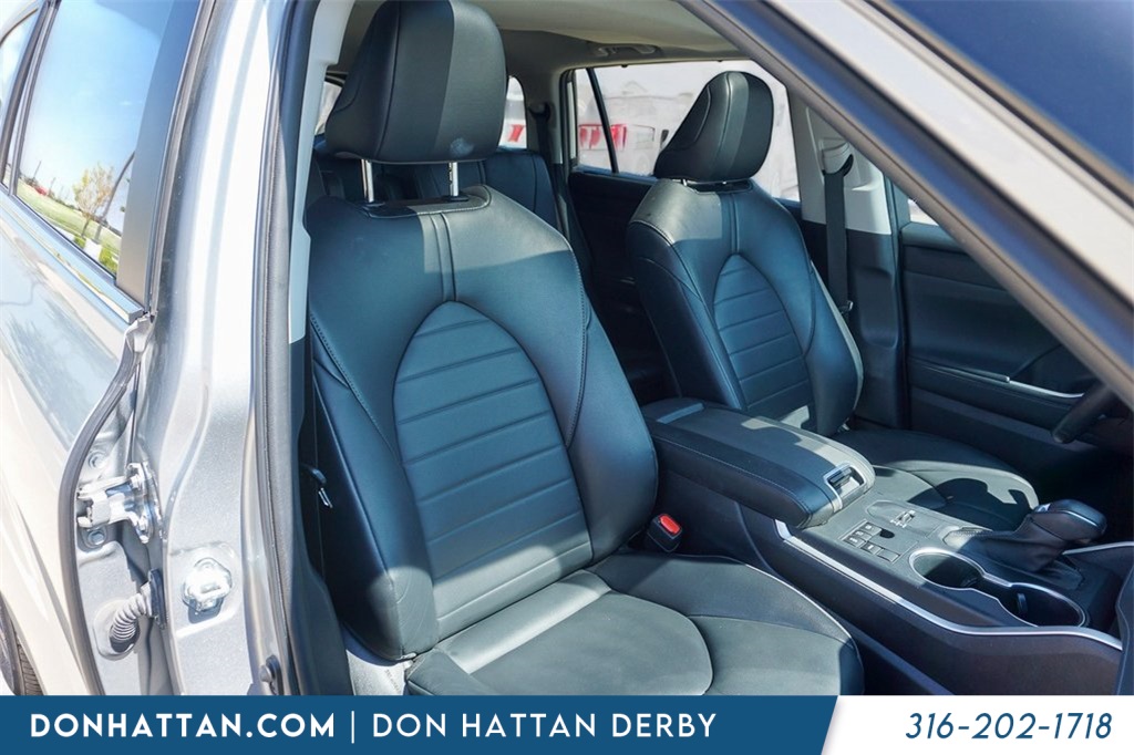 2023 Toyota Highlander XLE photo 26