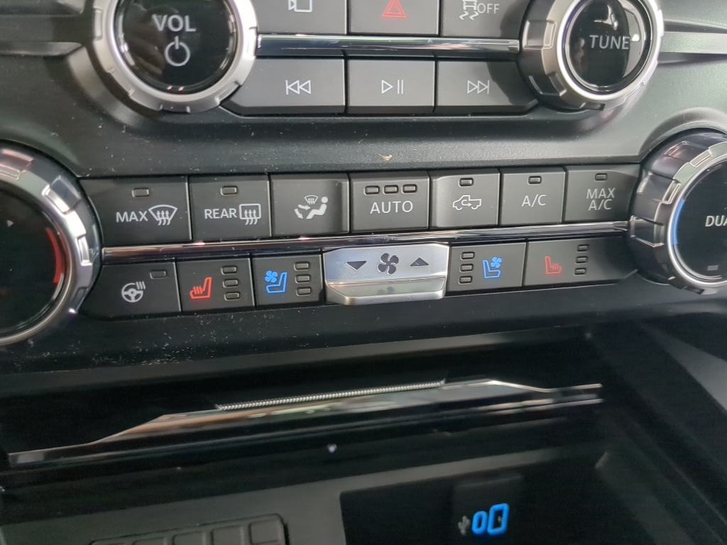 2026 Ford F-250 Lariat photo 17