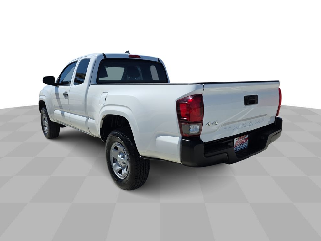 2018 Toyota Tacoma SR photo 5