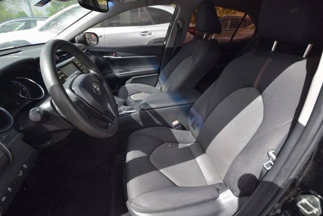 2019 Toyota Camry L photo 3