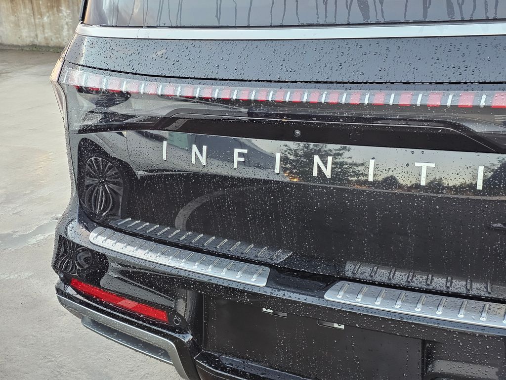 2025 Infiniti QX80 Sensory photo 14