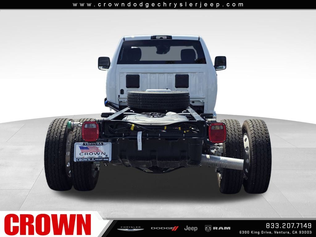 2026 Ram 5500 Tradesman photo 4