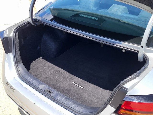 2023 Nissan Altima 2.5 SV photo 4