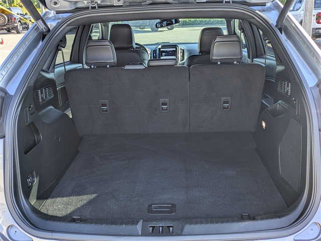 2022 Ford Edge ST photo 13
