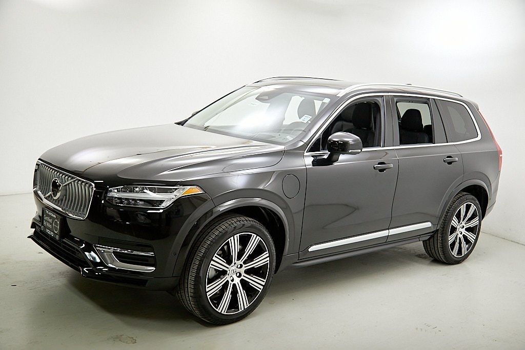2025 VOLVO XC90 - Image 4