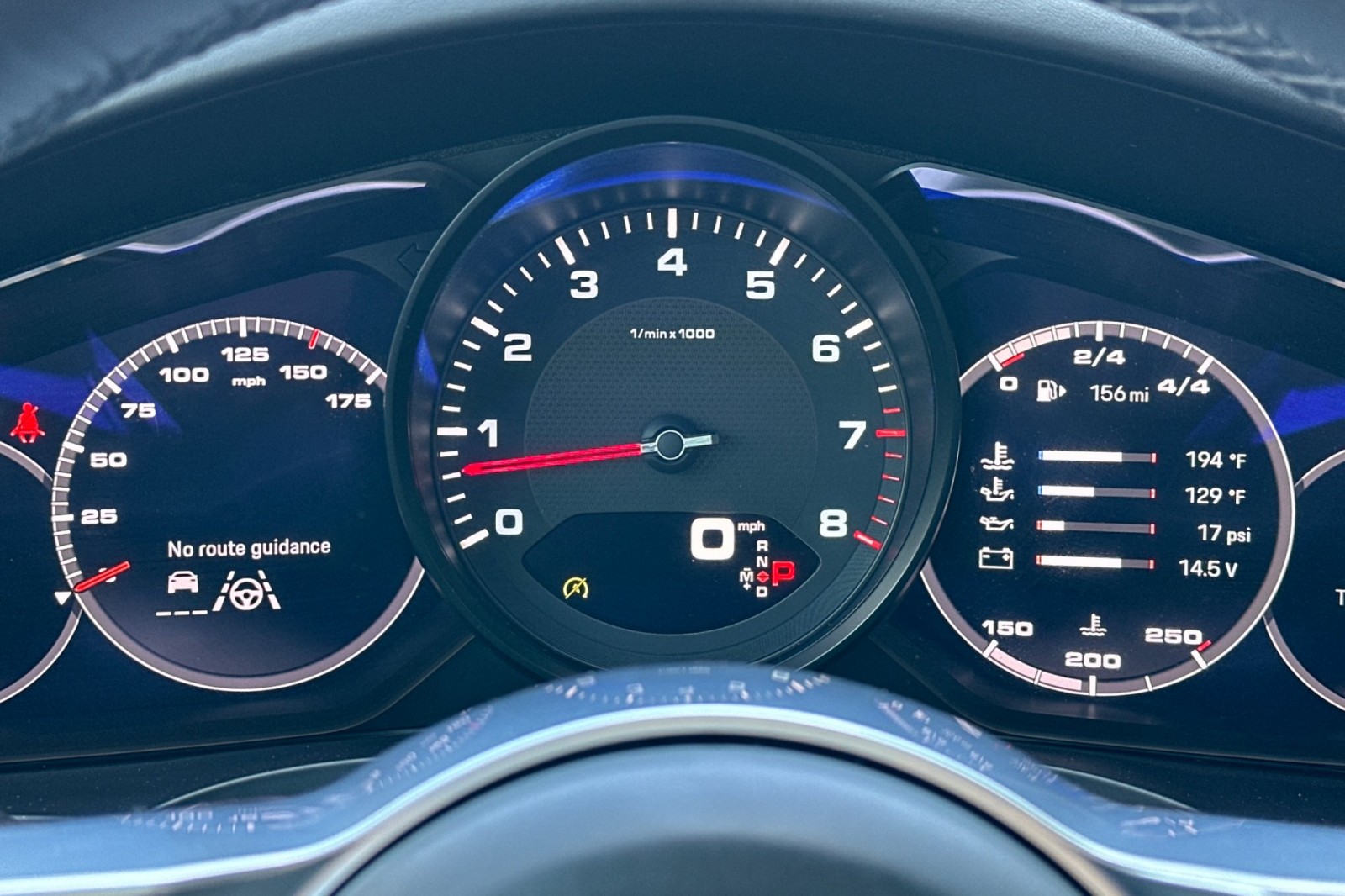2022 Porsche Cayenne Platinum Edition photo 35