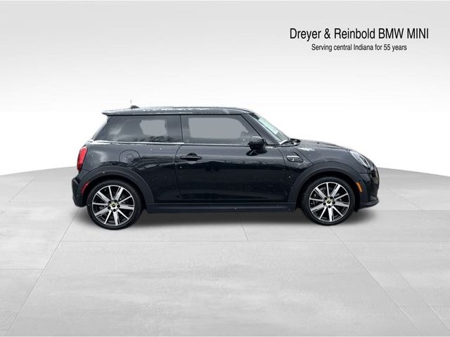 Certified 2023 MINI Hardtop 2 Door SE with VIN WMW13DJ06P2S71884 for sale in Indianapolis, IN