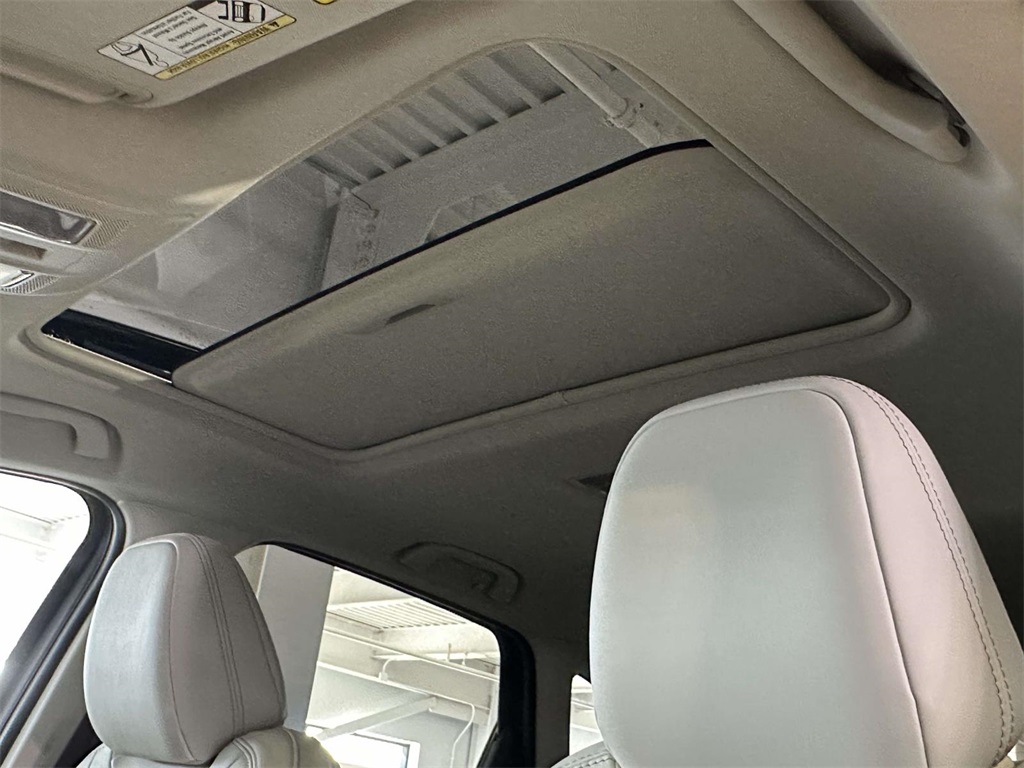 2025 Mazda CX-5 2.5 S Preferred photo 3