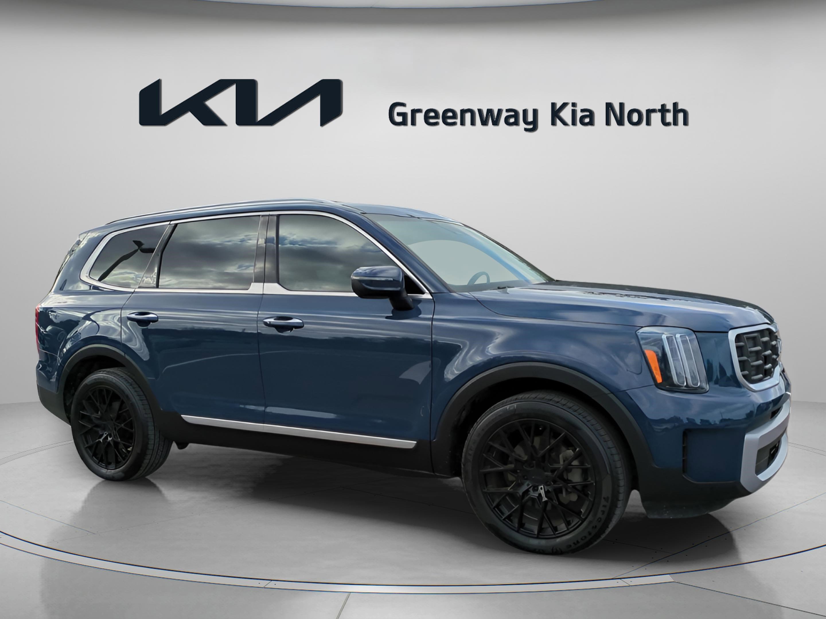 2023 Kia Telluride S's photo