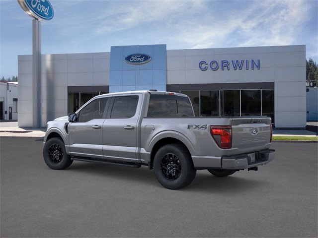 2025 Ford F-150 XLT photo 2