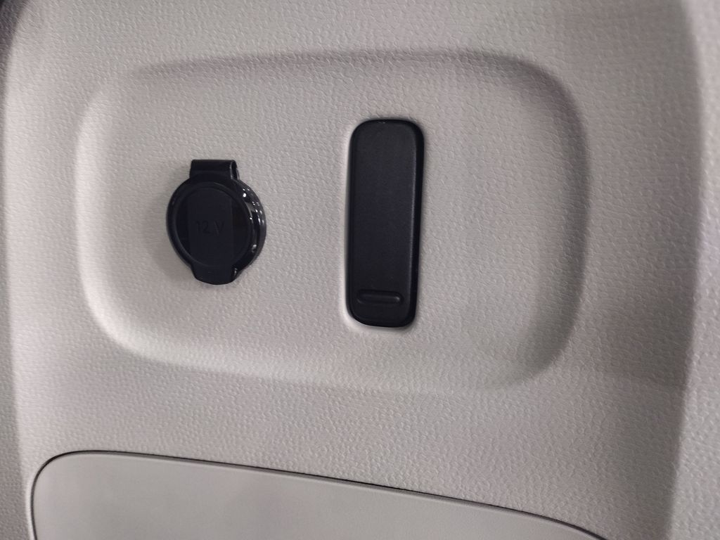 2025 Volkswagen ID. Buzz photo 18
