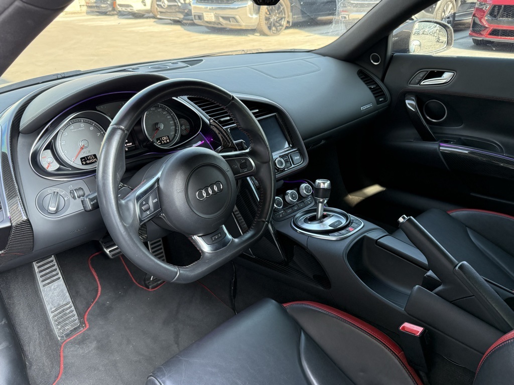 2012 Audi R8 4.2 Quattro photo 3