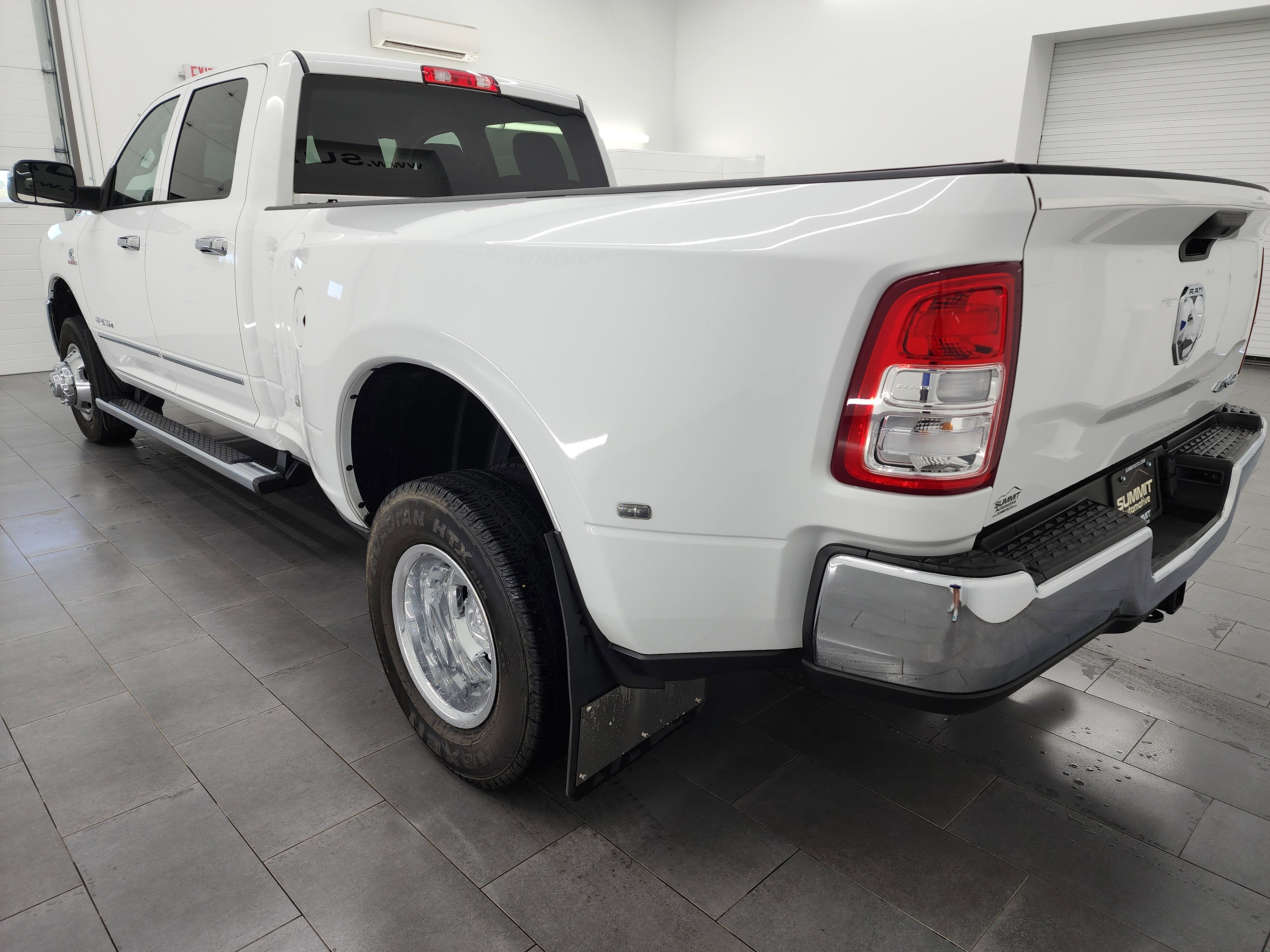 2020 Ram 3500 Tradesman photo 2