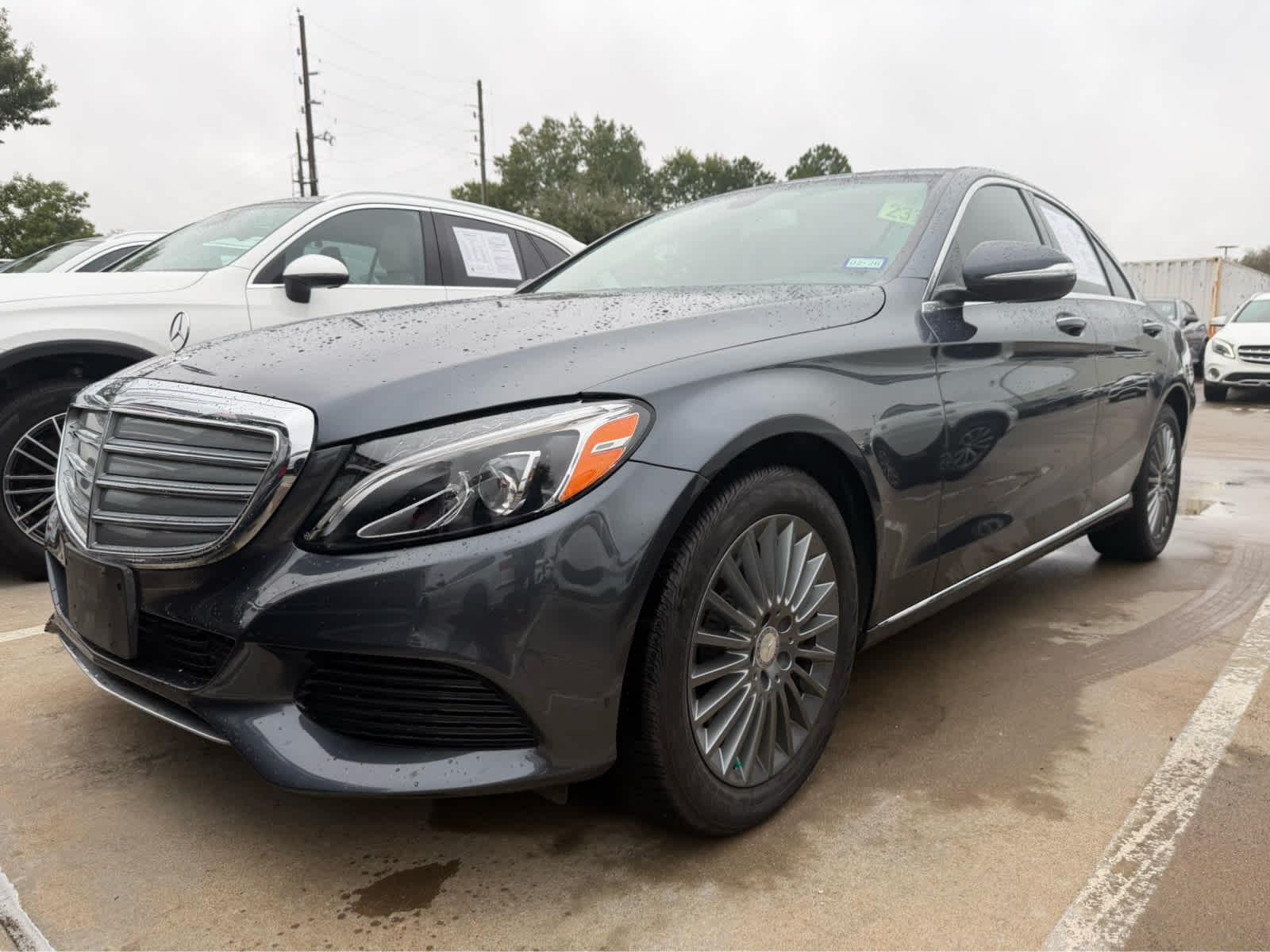 2015 Mercedes-Benz C-Class C300 Luxury's photo