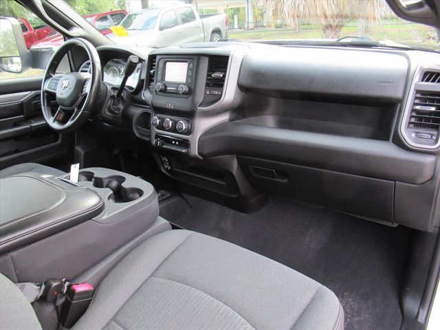 2022 Ram 3500 Tradesman photo 11